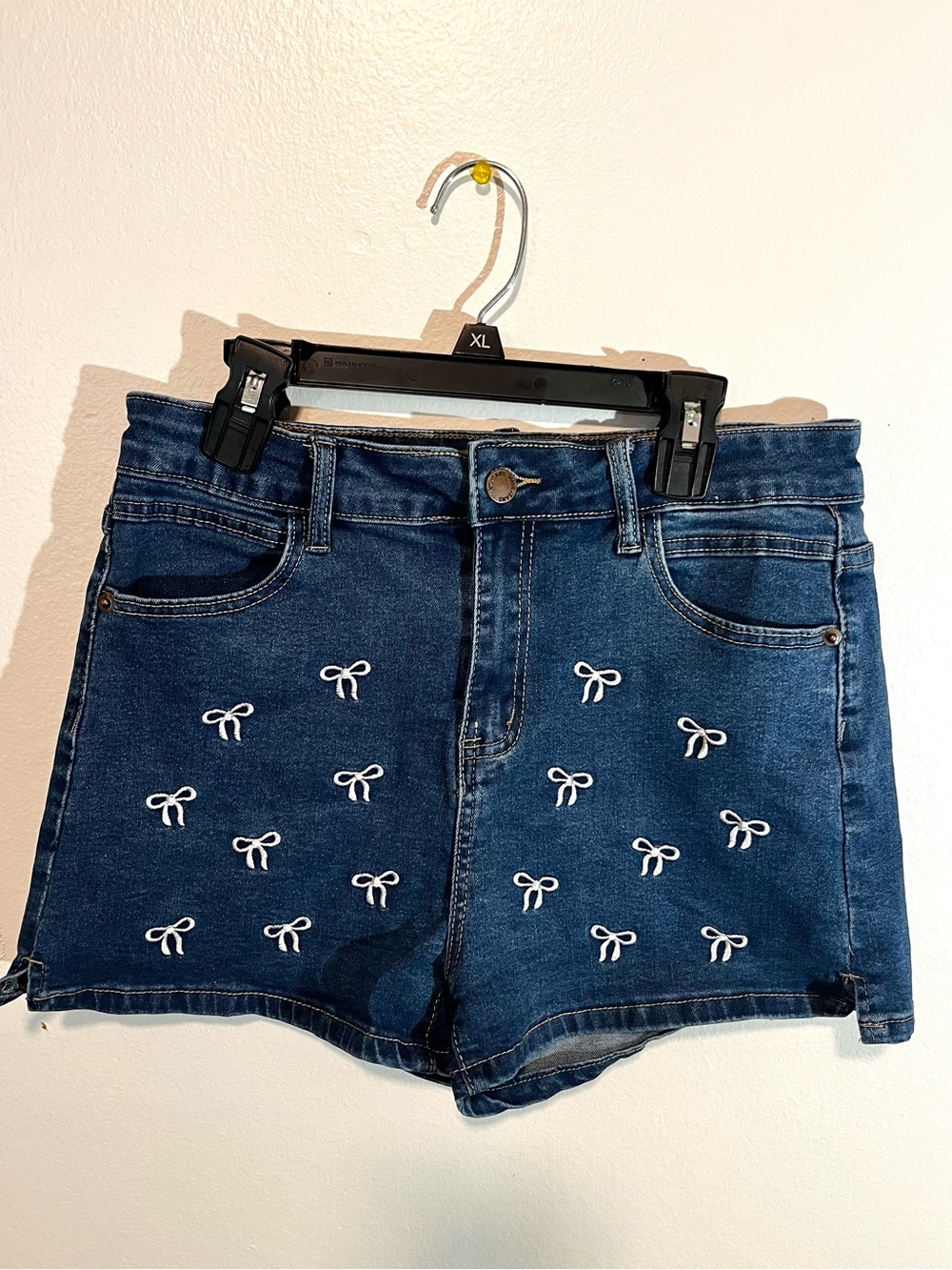 Denim Embroidered Bow High-Rise Women’s Shorts - Blue